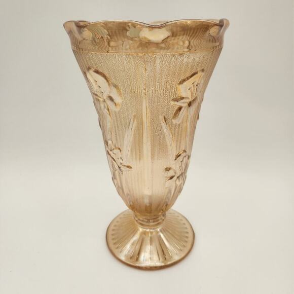 Vintage 1920's Jeannette Iris &‎ Herringbone Iridescent Peach 9" Glass Vase - Picture 6 of 9